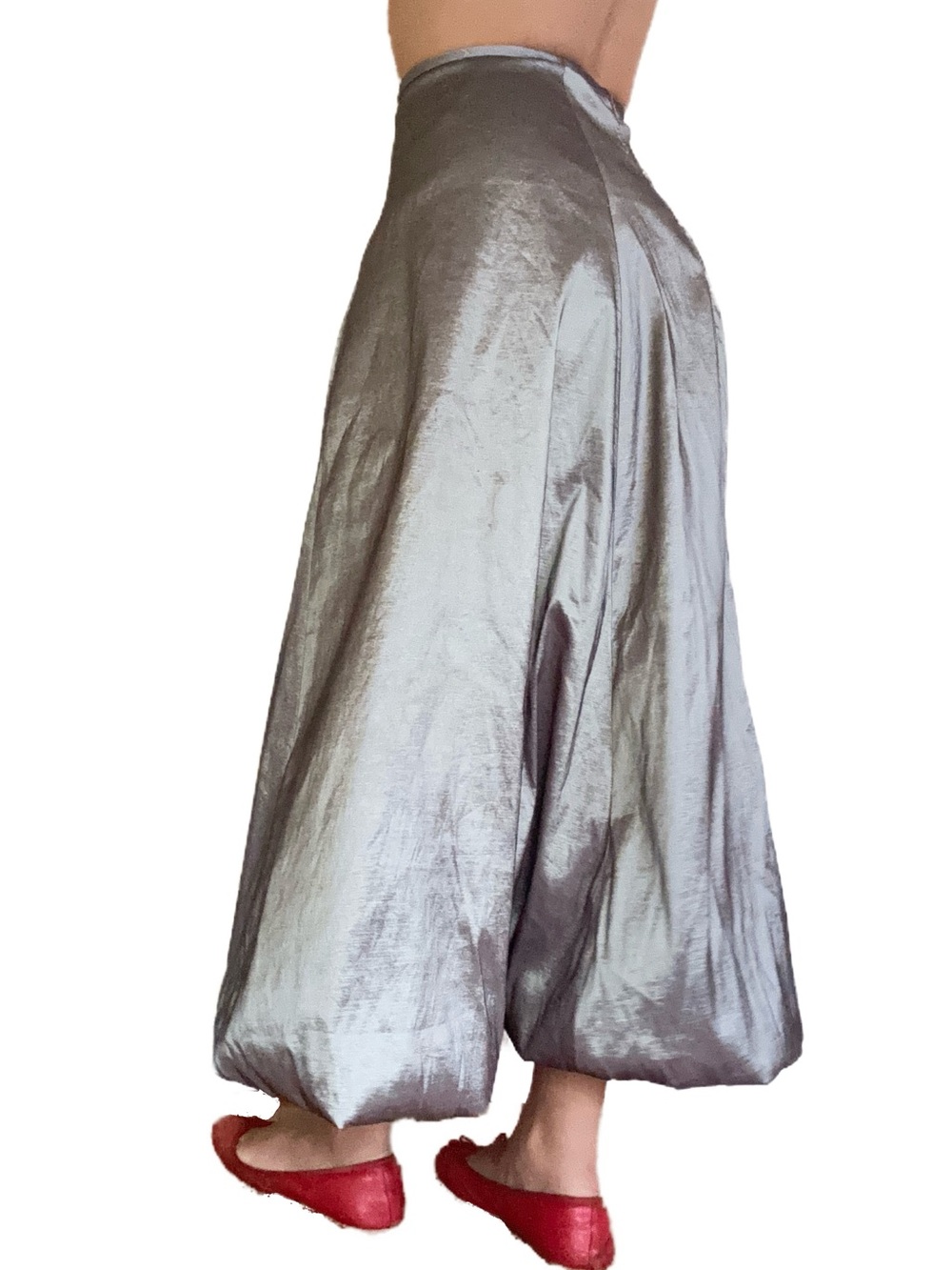 NIA Silver metallic / gray chrome bubble midi skirt